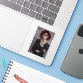 Amy Rosen | Badbompartij & Monheit's Broer Sticker (Laptop met iPhone)