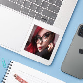 Amy Rosen | Badbompartij & Monheit's Broer Sticker (Laptop met iPhone)