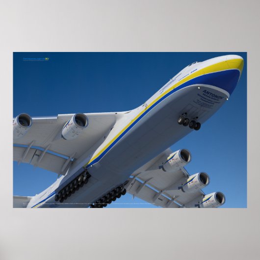 An-225 Mriya: Grootste vliegtuig ter wereld 3D Poster (Voorkant)