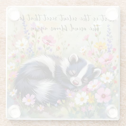 An Adorable Skunk Napping in Flowers and Quote Glazen Onderzetter (Achterkant)