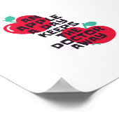 An apple a day keeps the doctor away poster (Hoek)