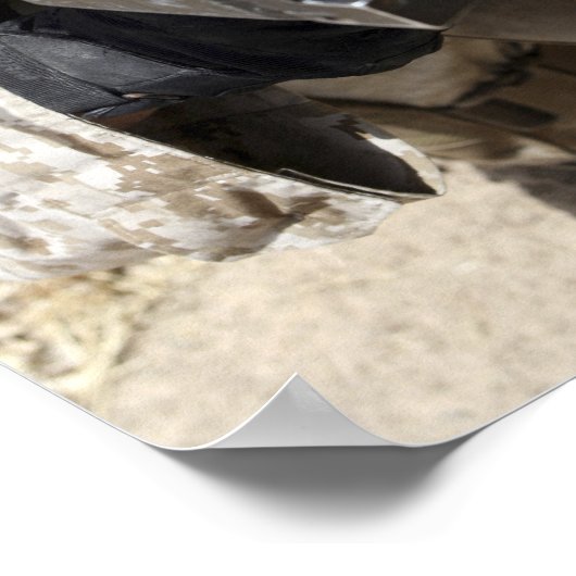 An assaultman poster (Hoek)