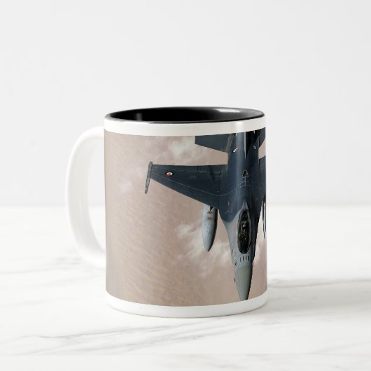 An Emirati F-16 Tweekleurige Koffiemok (Voorkant links)