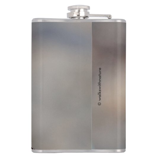 An Inquisitive Savannah Sparrow Heupfles (Achterkant)