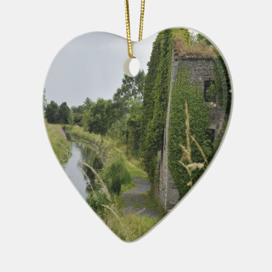 An Irish Canal Keramisch Ornament (Links)