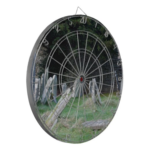 An Irish Grave Yard Dartbord (Voorkant Links)