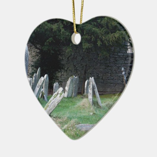 An Irish Grave Yard Keramisch Ornament (Links)