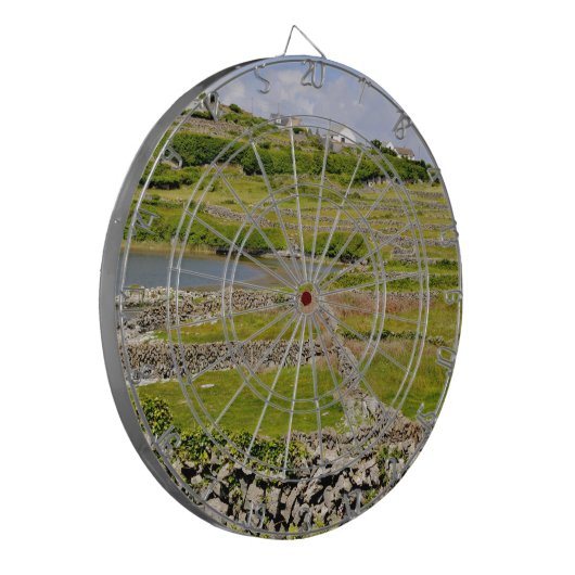 An Irish Stone Wall Dartbord (Voorkant Links)