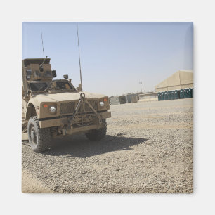 An Oshkosh M-ATV 2 Magneet