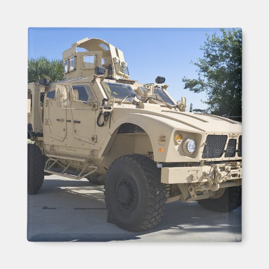 An Oshkosh M-ATV Magneet (Voorkant)