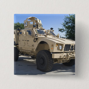 An Oshkosh M-ATV Vierkante Button 5,1 Cm