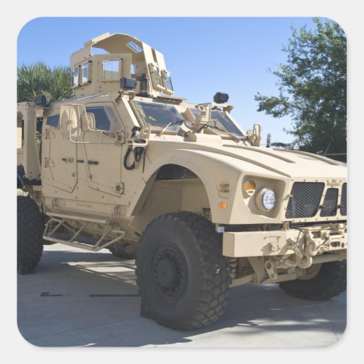 An Oshkosh M-ATV Vierkante Sticker (Voorkant)