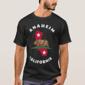 Anaheim California Vlag en Beer Badge Souvenir T-shirt (Voorkant)