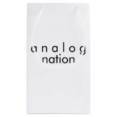 Analog Nation Wit Klein Cadeauzakje (Achterkant)