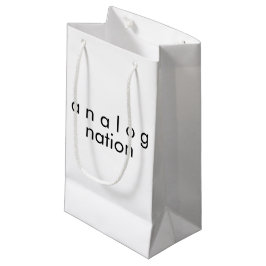 Analog Nation Wit Klein Cadeauzakje