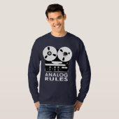 ANALOG REGELS T-shirt lange hoes door Stephen Hugh (Voorkant volledig)