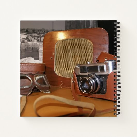  analoge camera in leder bruin hoesje notitieboek (Achterkant)