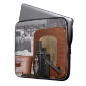  analoge camera-recorder en retro-radio laptop sleeve (Voorkant Links)