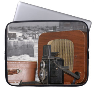  analoge camera-recorder en retro-radio laptop sleeve