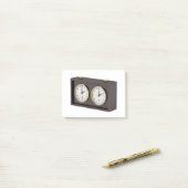 Analoge schaakklok post-it® notes (Op bureau)