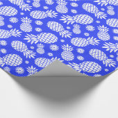 anananas en appelwijn, blauw, wit gepatterd omhuls cadeaupapier (Hoek)