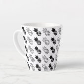 anananas Zwart-wit ontwerp Latte Mok (Linkerhoek)
