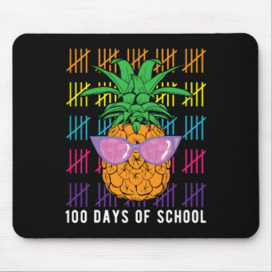 Ananas 100 dagen schoolleraar en student G Muismat