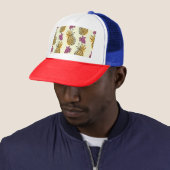 Ananas, aardbei  textielontwerp. trucker pet (In situ)