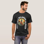 ananas behoort tot de pizza t-shirt (Voorkant volledig)