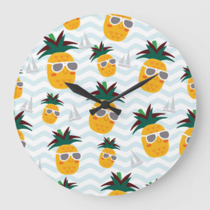 Ananas, boot: schattig oceaanpatroon. grote klok