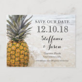 Ananas Chillin op het zandstrand Bewaar de datum Aankondigingskaart (Voorkant)