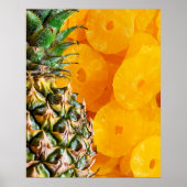 Ananas en gesneden ananasschijven klein poster (Voorkant)