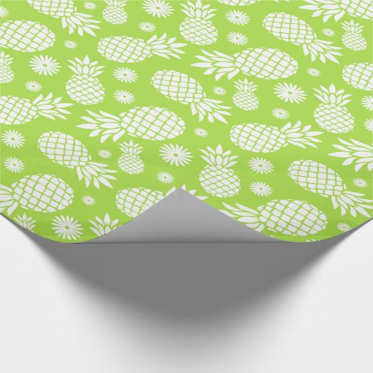 Ananas en madeliefjes groen wit patroon cadeaupapier (Hoek)