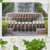 Ananas fontein Charleston, SC Theedoek (Gevouwen)