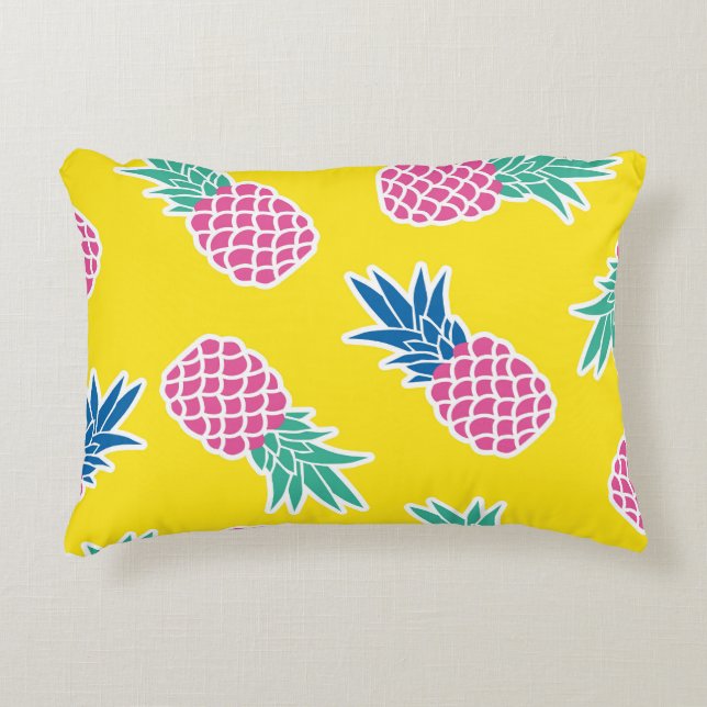 Ananas Frenzy: Heldere Cartoon . Accent Kussen (Voorkant)