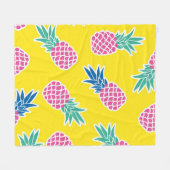 Ananas Frenzy: Heldere Cartoon . Fleece Deken (Voorkant (Horizontaal))
