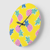 Ananas Frenzy: Heldere Cartoon . Grote Klok (Hoek)