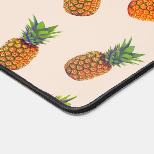 Ananas Fruits on Light Champagne Beige Bureaumat (Hoek)