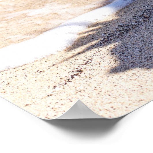 Ananas Leaning op Rocks bij het strand Poster (Hoek)