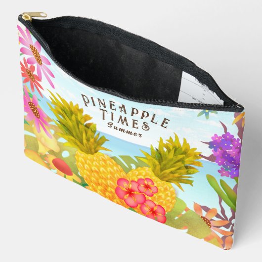 Ananas met Floral Etui (Open)