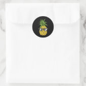 Ananas met hoofdtelefoon ronde sticker (Tas)