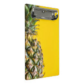 Ananas op gele achtergrond mini klembord (Schuin)
