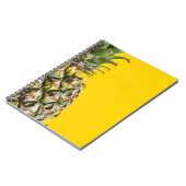 Ananas op gele achtergrond notitieboek (Linkerzijde)