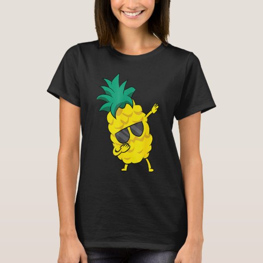 Ananas op het Zee met zonnebrillenglazen T-shirt (Voorkant)