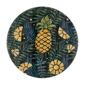 Ananas, palmbladeren: tropisch patroon. snijplank