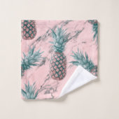 Ananas & Roze Marmer Draai Modern Tropisch Chic Bad Handdoek (Wasdoekje)