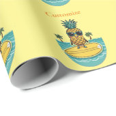 Ananas Surfer Rides Een Wave Thunder_Cove Cadeaupapier (Rol Hoek)