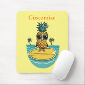 Ananas Surfer Rides Een Wave Thunder_Cove Muismat (Met muis)