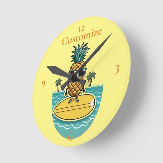 Ananas Surfer Rides Een Wave Thunder_Cove Ronde Klok (Hoek)