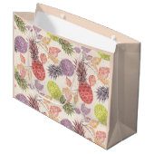 Ananas, zoete koppels, vruchten groot cadeauzakje (Voorkant Gekanteld)